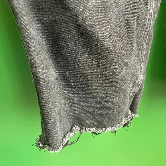 CLEARANCE Old Navy Extra High Rise Rockstar Super Skinny Black Jeans Plus 28 EUC - Picture 2 of 7